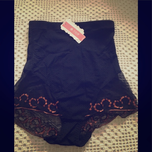 Spanks - Picture 2 of 3